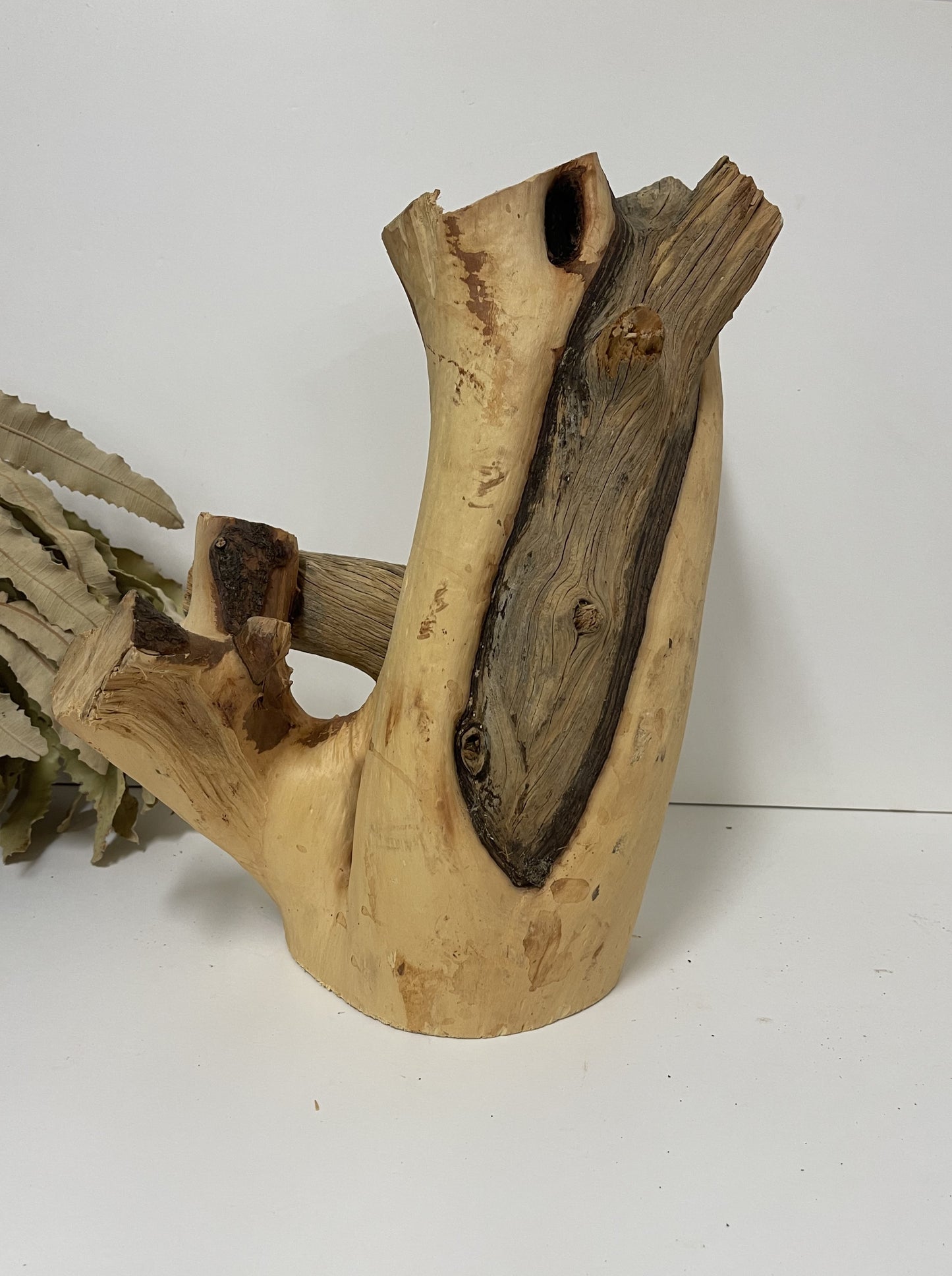Sandalwood Feature Piece